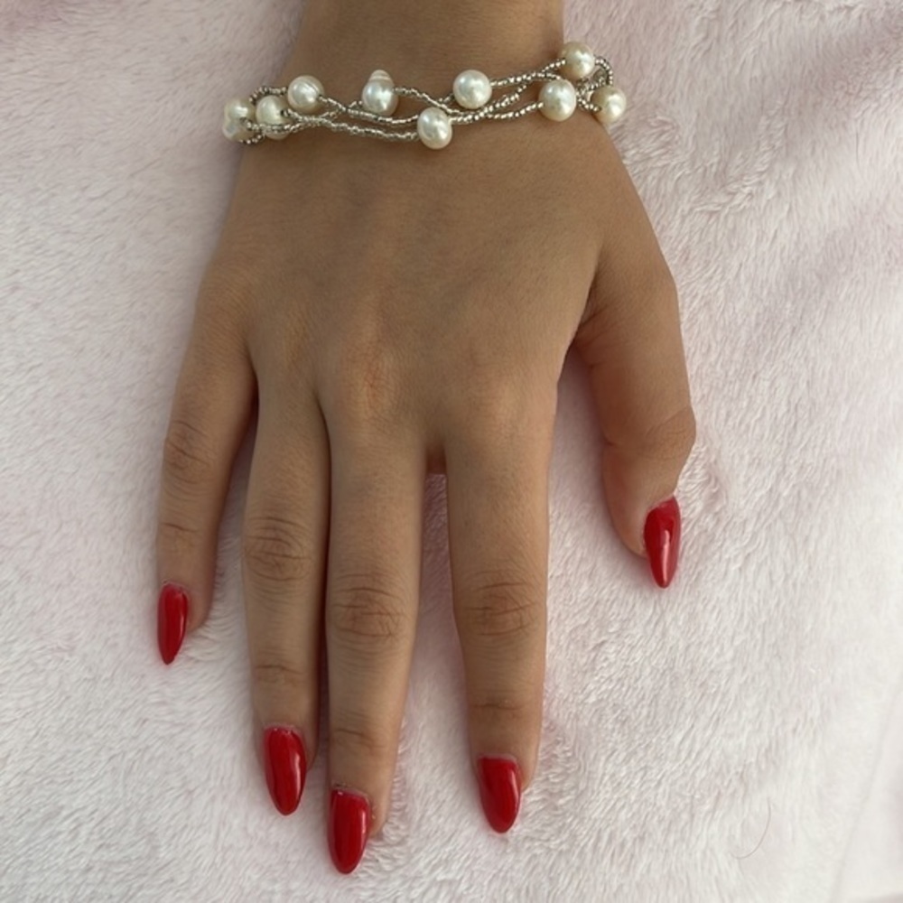 Elegant 925 Sterling silver pearls bracelet